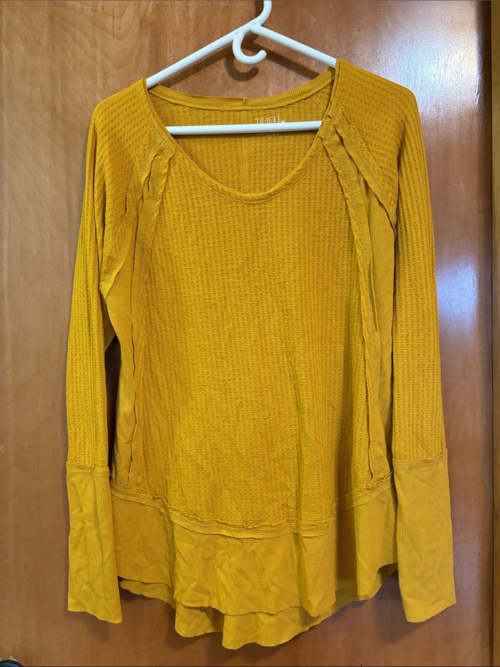 Women’s Time and Tru Mustard Textured Waffle Long-Sleeve Top - Size M